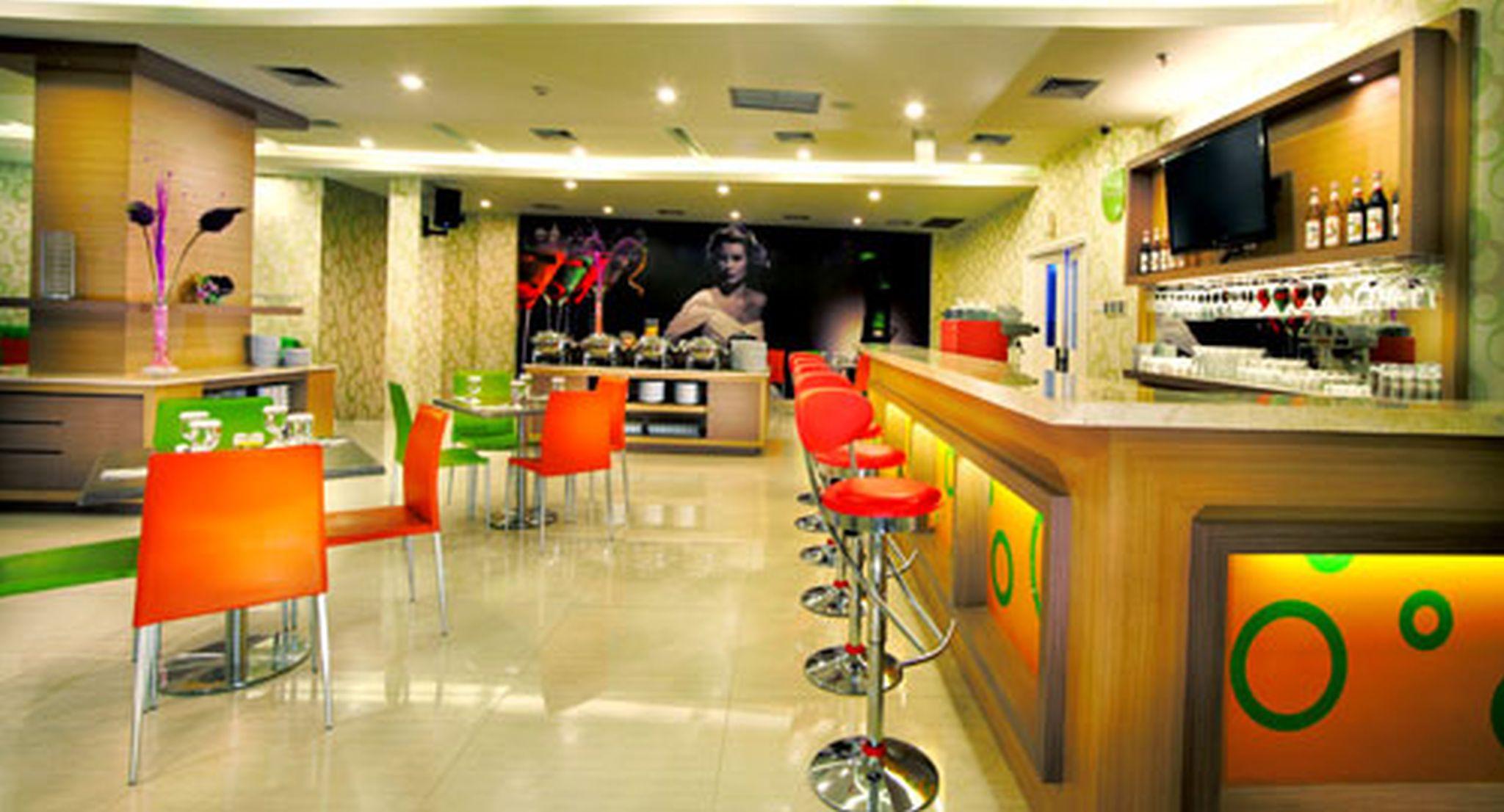 favehotel Solo Baru Luaran gambar