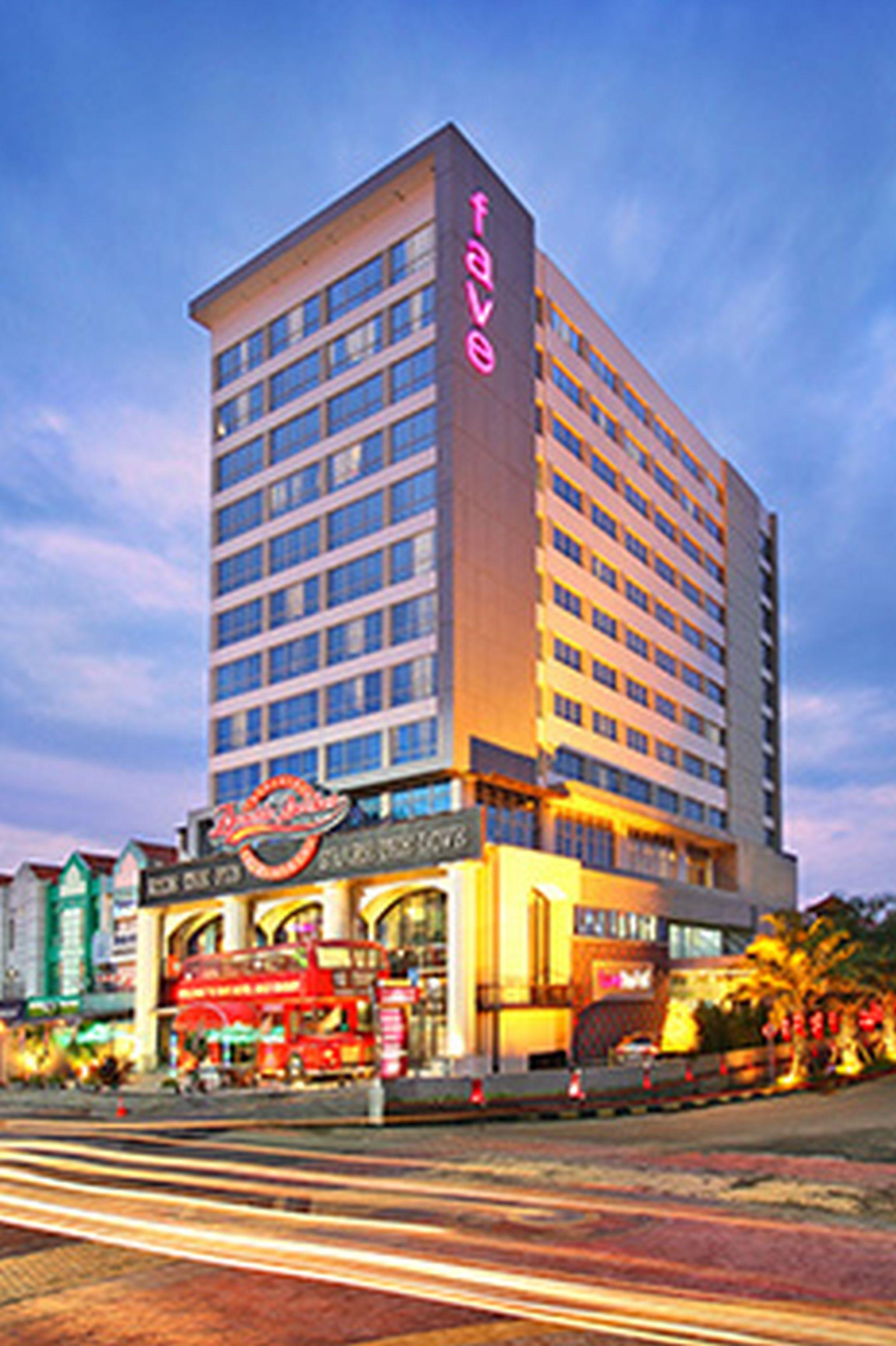 favehotel Solo Baru Luaran gambar