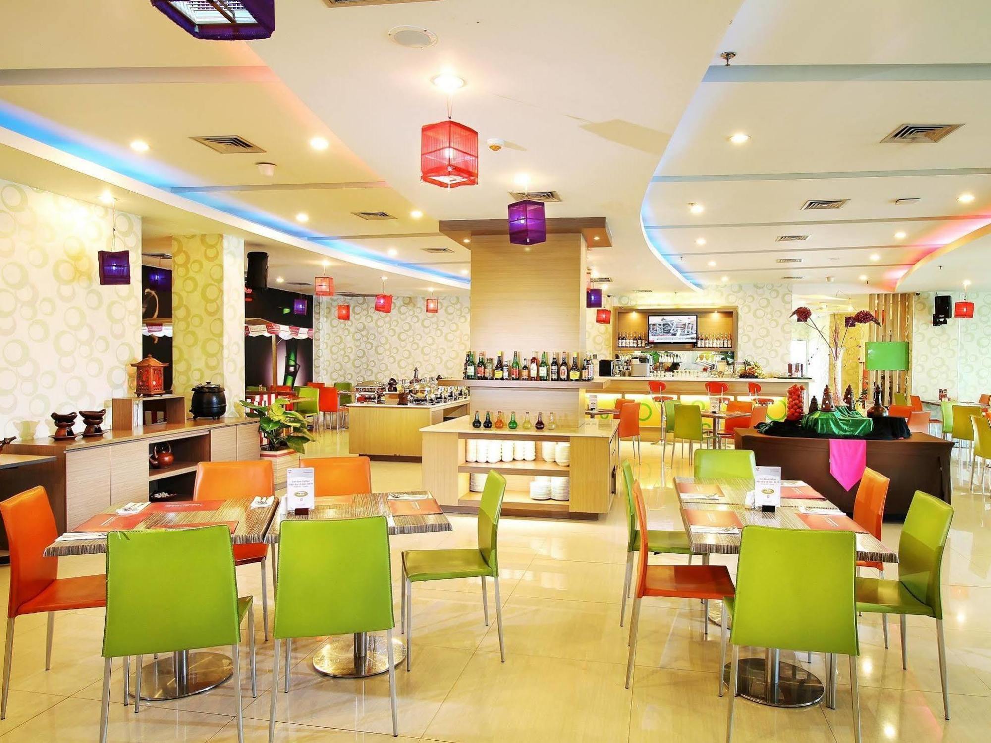 favehotel Solo Baru Luaran gambar