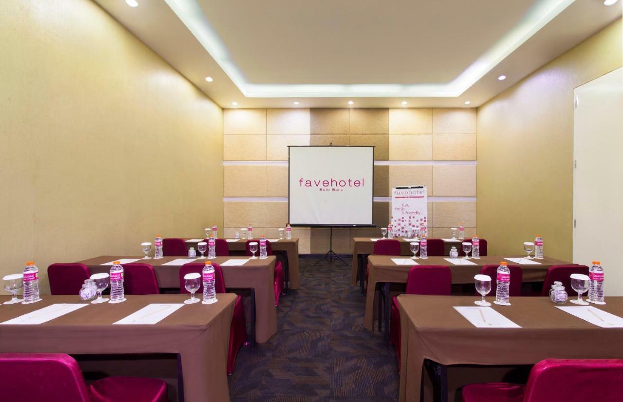 favehotel Solo Baru Luaran gambar
