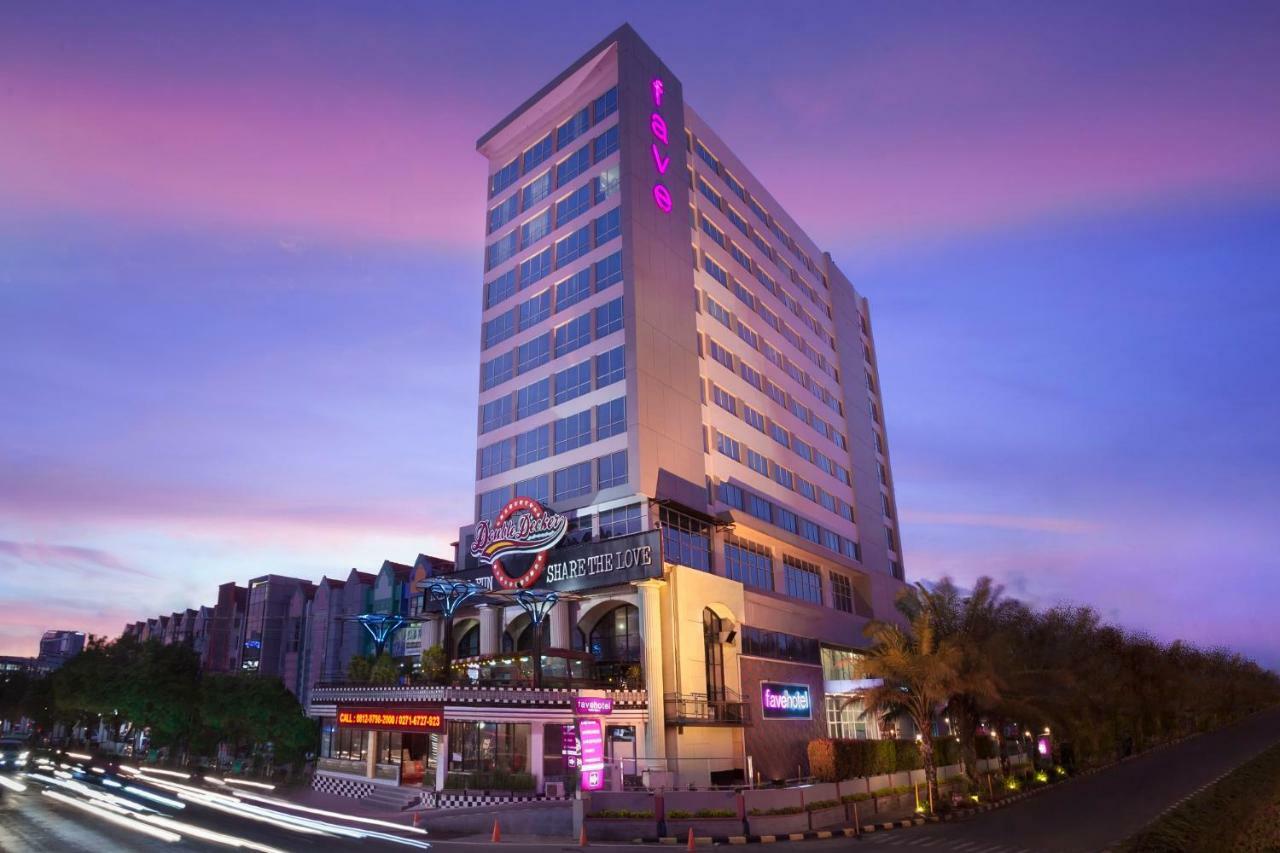 favehotel Solo Baru Luaran gambar